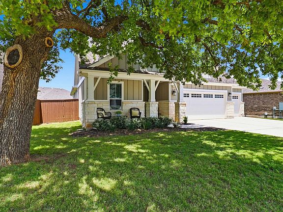 3rd image of 304 Fiddleneck Rd