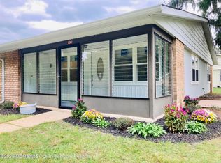 19D Yorkshire Ct, Manchester, NJ 08759