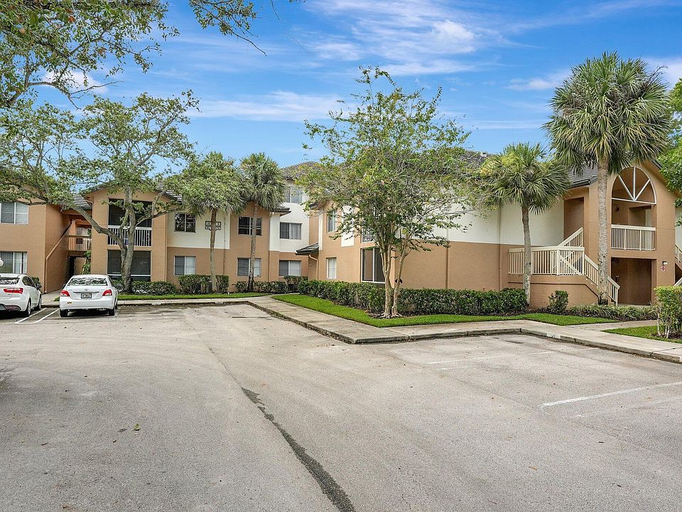 1st image of 9833 Westview Dr APT 826