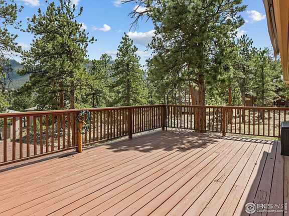 4th image of 1017 Pine Knoll Dr