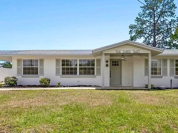 4th image of 532 COPPITT Drive S