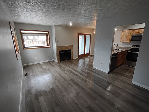 3rd image of 5312 Larkspur St #5312