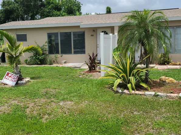 19105 Holly Rd, Fort Myers, FL 33967