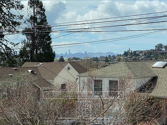 2nd image of 234 San Carlos Ave