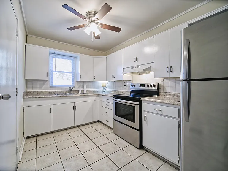 3112 Chelsea Dr — Photo 16