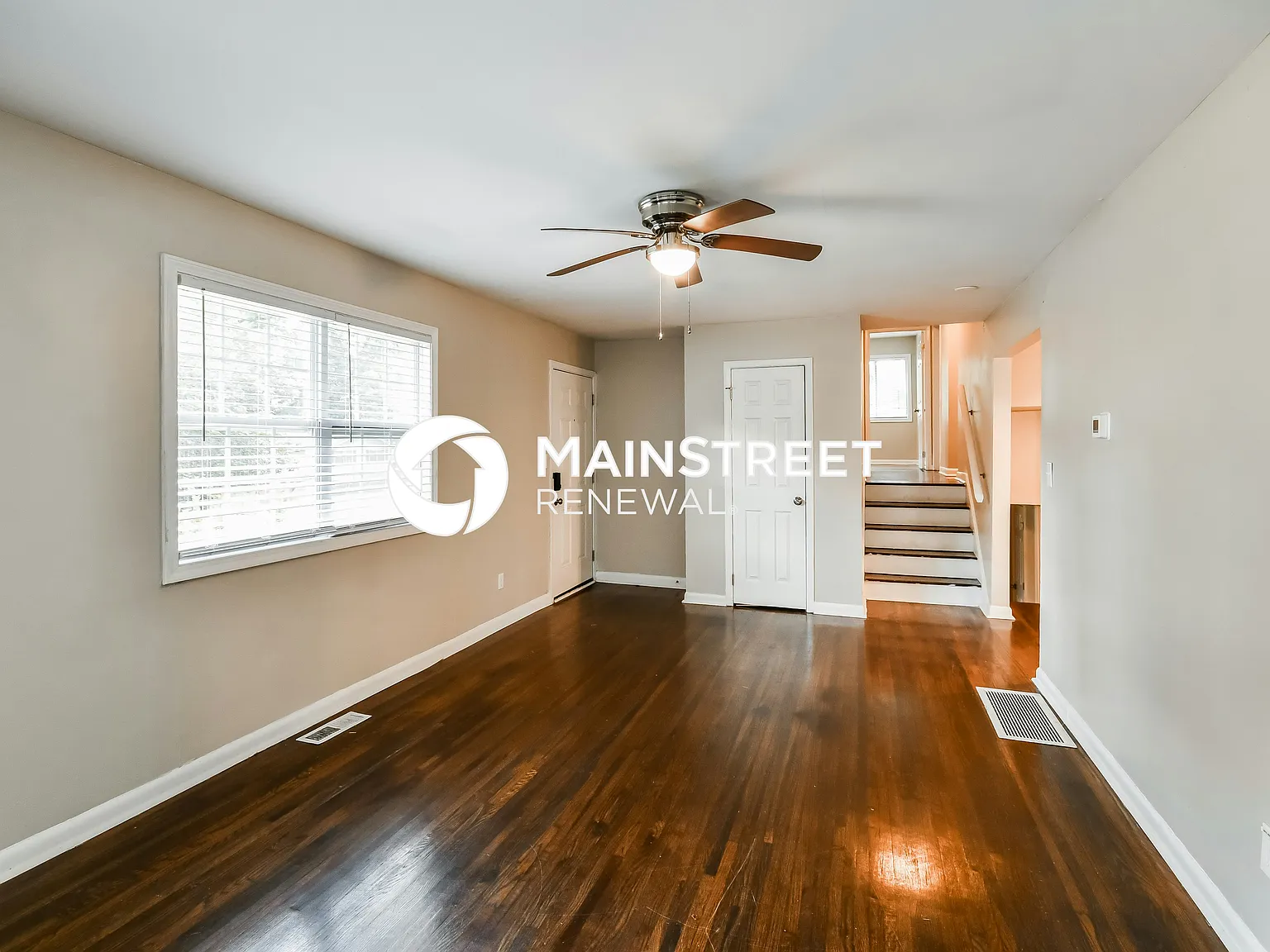 236 E Haven Dr — Photo 3