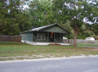 836 W Orange Ave, Defuniak Springs, FL 32435