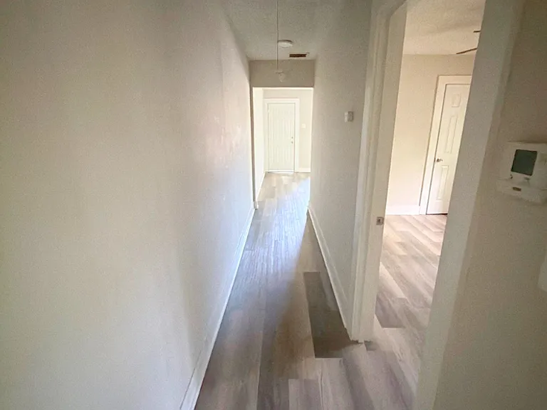 1450 Oaklawn St — Photo 11