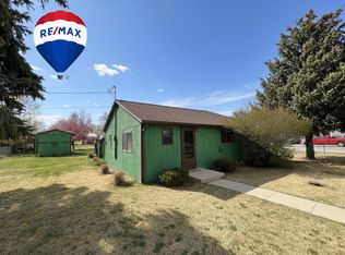 689 N 5th St, Lander, WY 82520