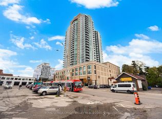 9 George St N #2407, Brampton, ON L6X 0T6