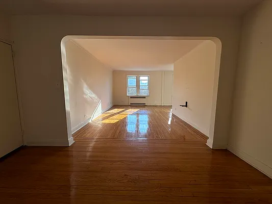 Rented by Premier One Realty LLC | media 34