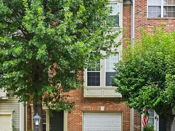 47630 Sandbank Sq, Sterling, VA 20165