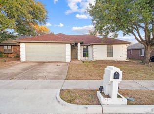 8236 Lara Ln, Watauga, TX 76148