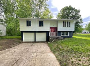 2502 N Sheffield Dr, Indianapolis, IN