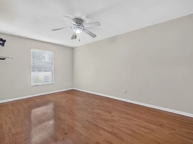1632 SW 43rd Ter #202 — Photo 19