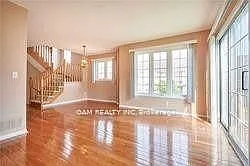 5030 Heatherleigh Ave N #101 — Photo 7
