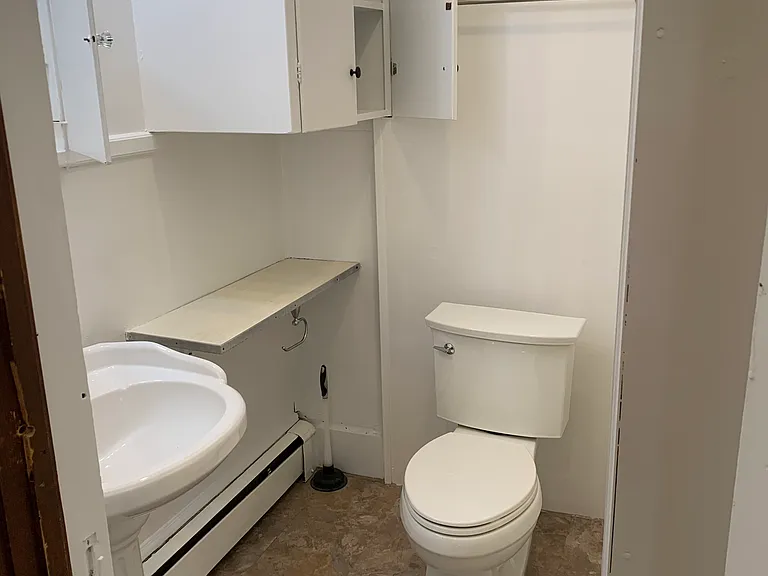 815 Patrick Henry Dr — Photo 15