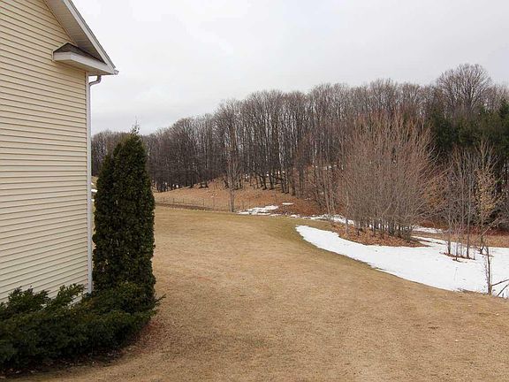 2nd image of 4692 Westbrook Dr