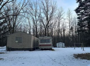 W5603 Piechocki Pl, Nichols, WI 54152