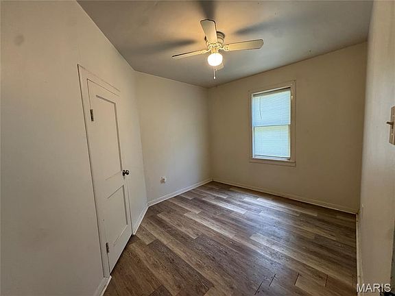 5th image of 1511 Truman St