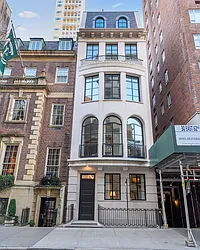 34 East 62nd Street in Lenox Hill