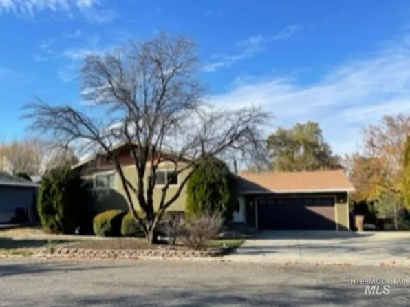 2802 Seaport Dr, Lewiston, ID 83501