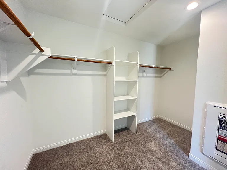 21469 Thomas Ct — Photo 68