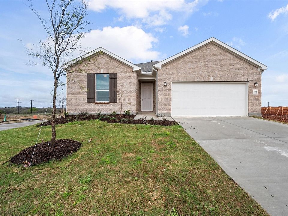 1st image of 3801 Belleview Pl