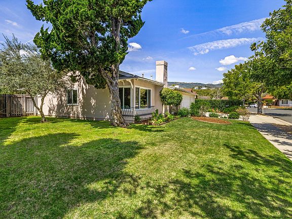 3rd image of 649 Santa Marguerita Dr