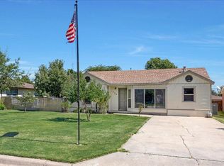 408 Franklin Ave, Panhandle, TX 79068