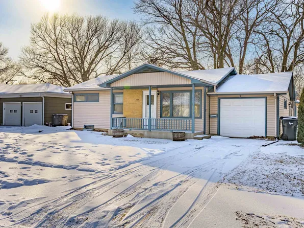 309 Columbus Ave, Newton, KS 67114