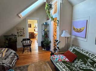 9 Summer St #3, Northampton, MA 01060