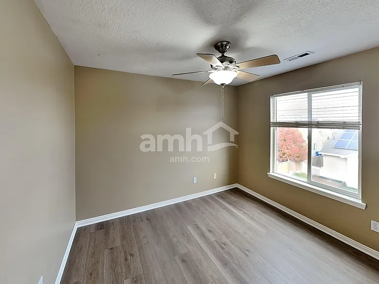 4047 E Ofallons Way — Photo 17