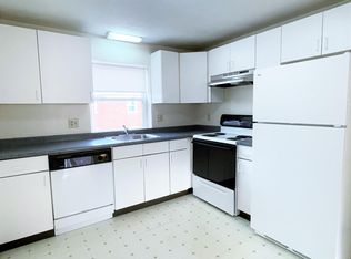 449 Sea St #9T, Quincy, MA 02169