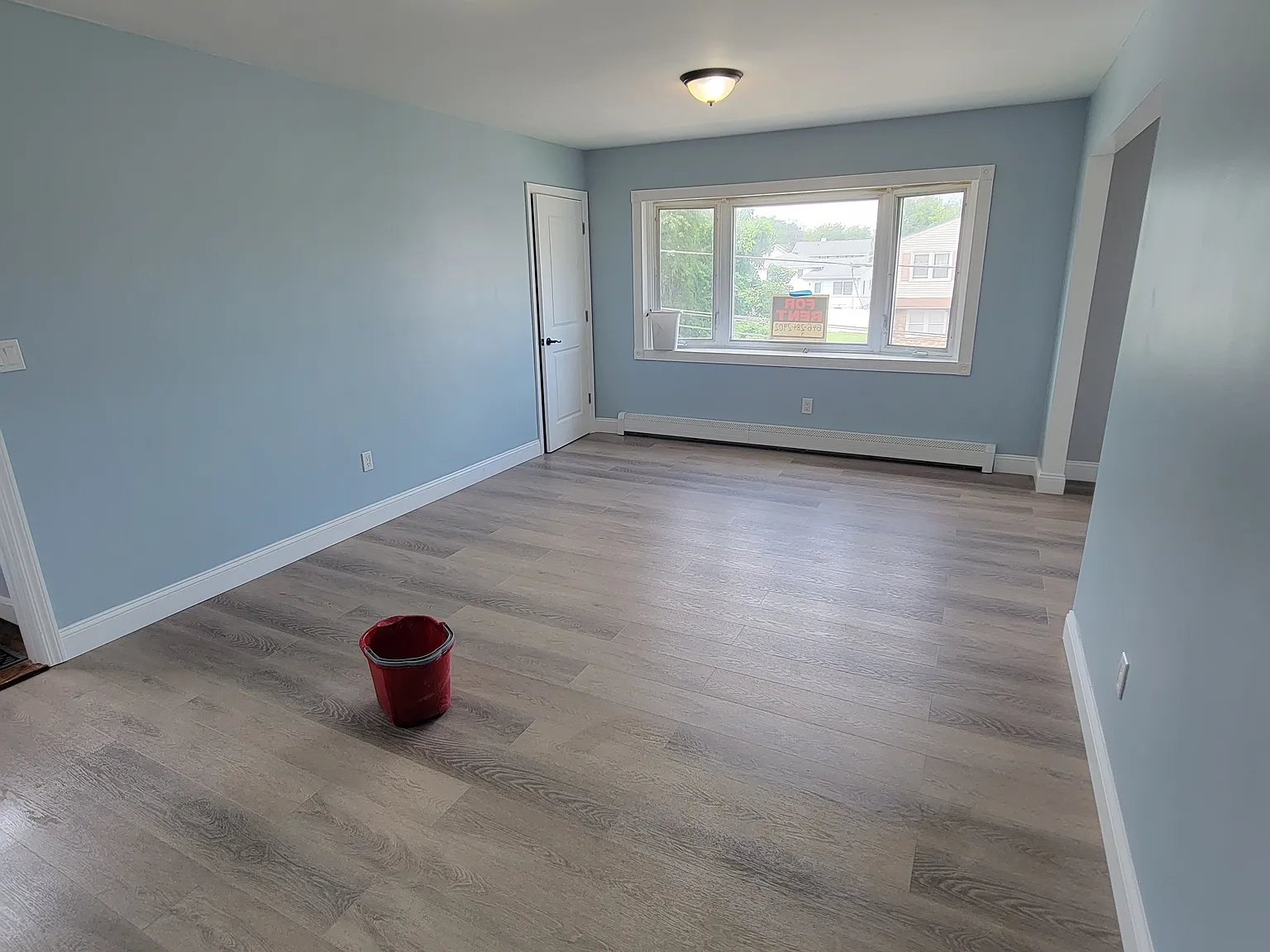 3 bed, 1200 sqft, $2,600 — Photo 4