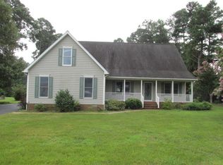 234 E Gwynnfield Rd, Tappahannock, VA 22560