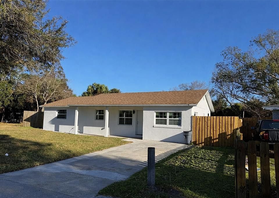 1st image of 135 Bob Thomas Cir