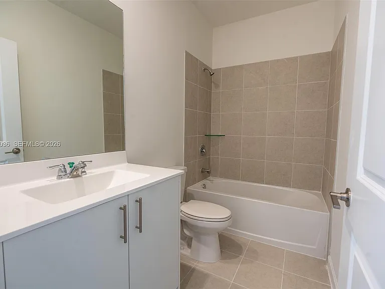2485 SE 29th Dr — Photo 21
