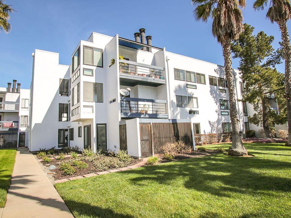 1st image of 922 Beach Park Blvd APT 27
