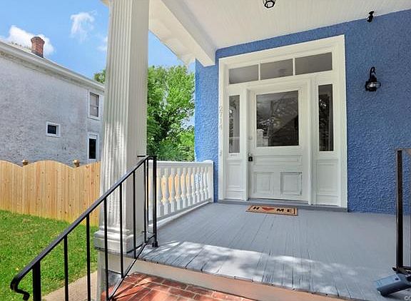 3rd image of 2714 Hanes Ave