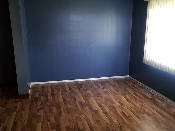 5th image of 28593-2650 North Ave
