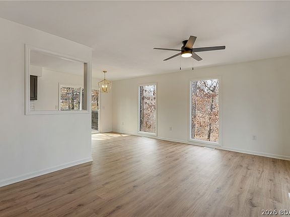 5th image of 105 Forrestway Dr