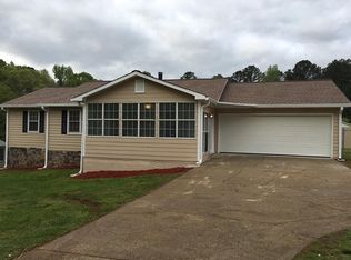 1009 Stagecoach Rd, Stockbridge, GA 30281