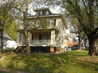 109 E Lincoln St, Carrollton, MO 64633