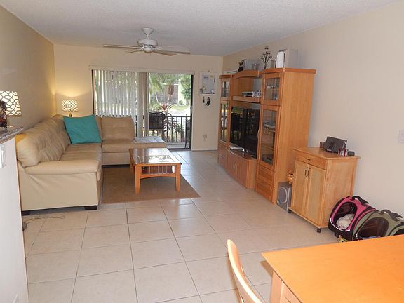 5th image of 9810 Pineapple Tree Dr APT 106
