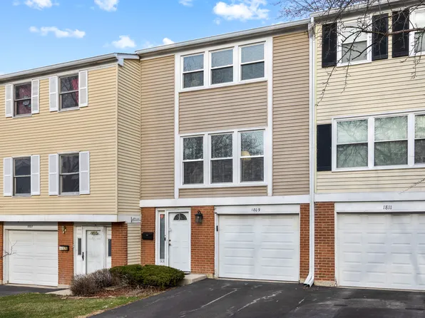 1809 Lancashire Ct, Schaumburg, IL 60194