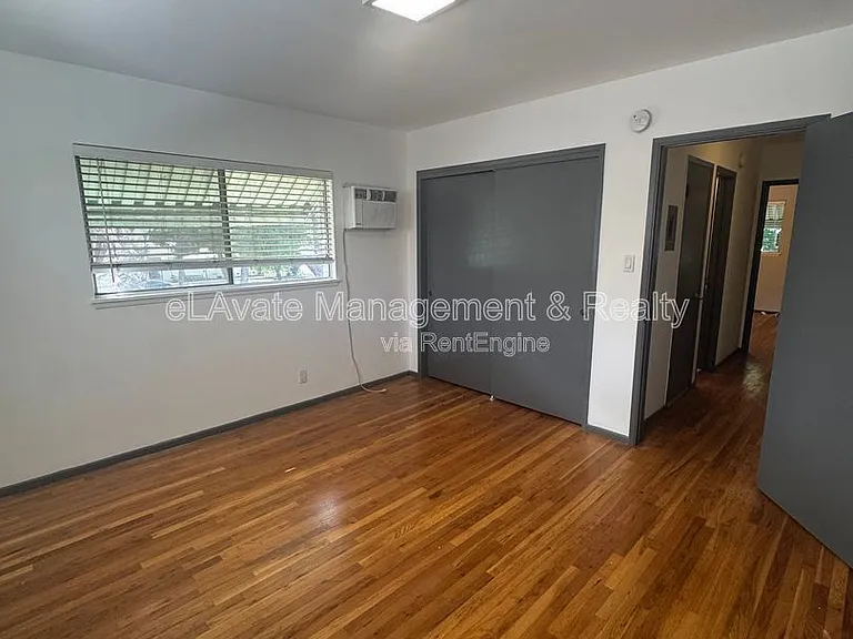 12157 Chandler Blvd #4 — Photo 18