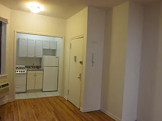 Rented by Manhattan Flats