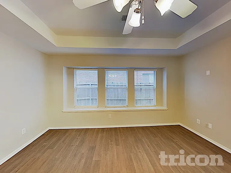 2934 Margeaux Dr — Photo 10