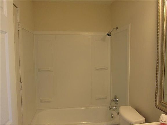 5th image of 5979 Polk Ct
